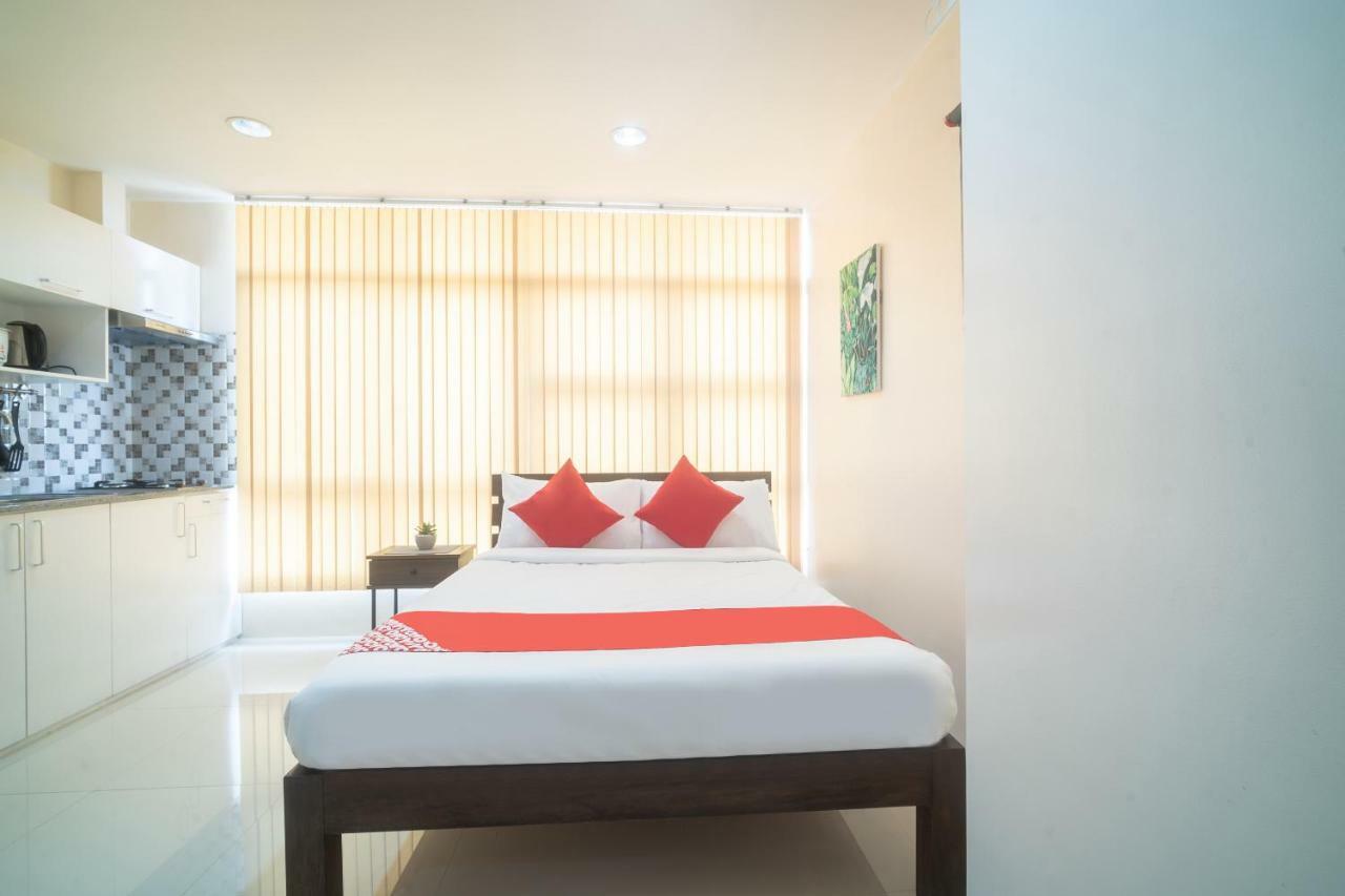 Oyo 199 Solange Apartelle Davao City Екстериор снимка