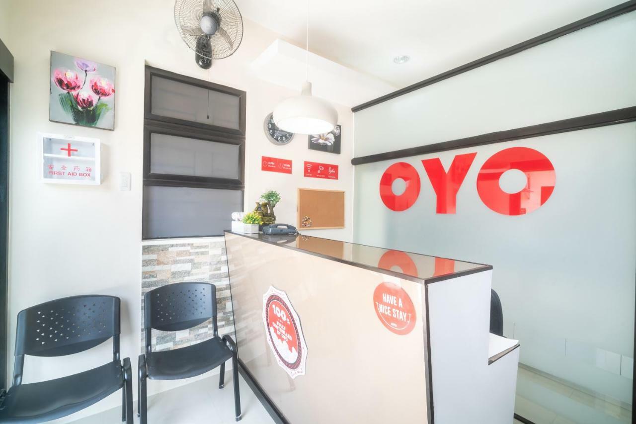 Oyo 199 Solange Apartelle Davao City Екстериор снимка