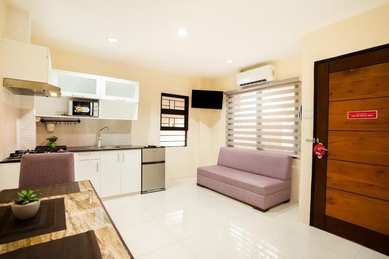 Oyo 199 Solange Apartelle Davao City Екстериор снимка